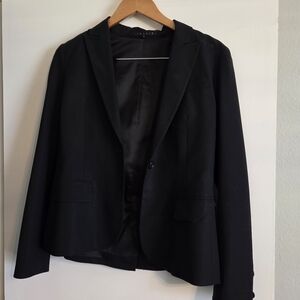 Theory Black Blazer Classic Notched Lapel Suit Jacket With Pencil Skirt.